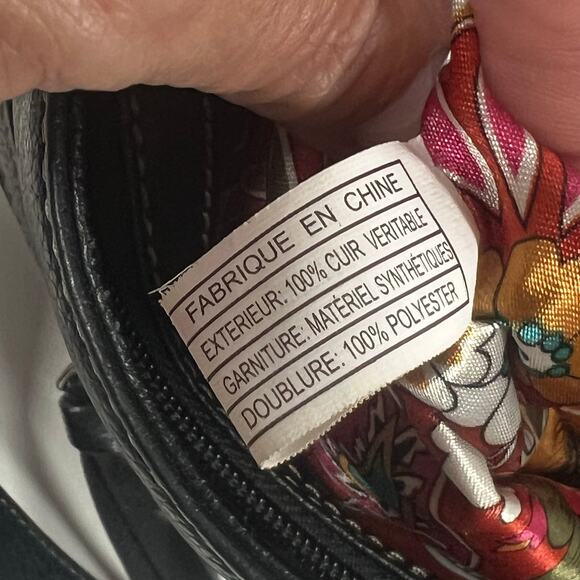 Black Pebbled Genuine Leather Crossbody Bag Many Zippered Pockets Floral Lining - Picture 14 of 16